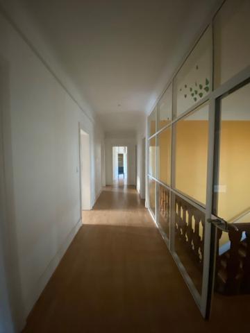 Bureaux à louer de 173 m² à Mulhouse, proche commodités et transports