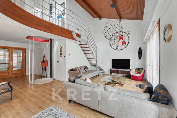 Duplex traversant T6, terrasse et balcons, ascenseur privé, Toulouse hyper-centre