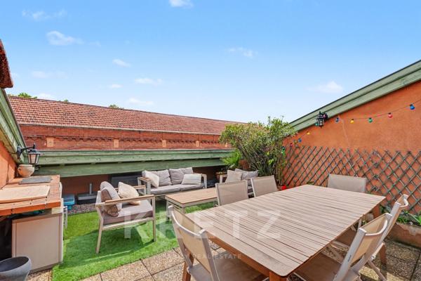 Duplex traversant T6, terrasse et balcons, ascenseur privé, Toulouse hyper-centre