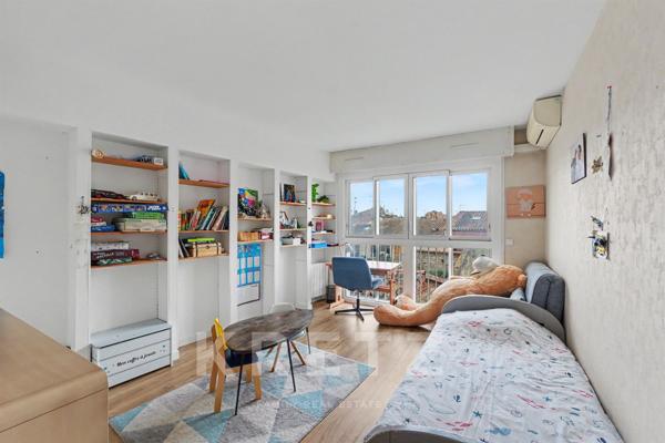 Duplex traversant T6, terrasse et balcons, ascenseur privé, Toulouse hyper-centre