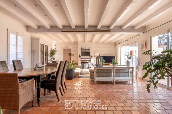 Maison d’architecte avec jardin et piscine proche de l’océan