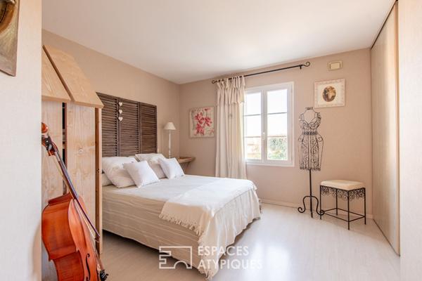 Maison d’architecte avec jardin et piscine proche de l’océan