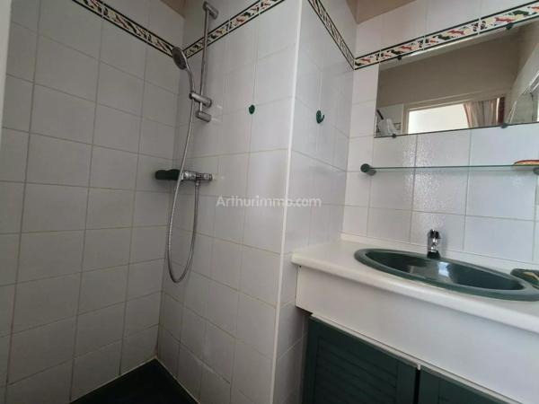 Vente                                                      Maison
                        
                     6 pièces                      107 m2                     à Baden
