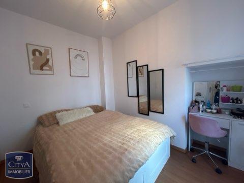 Appartement à louer 2 pièces 54.01m²