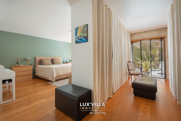 Montpellier (34000) SUPERBE MAS rénové dans un esprit LOFT & aux prestations haut de gamme.