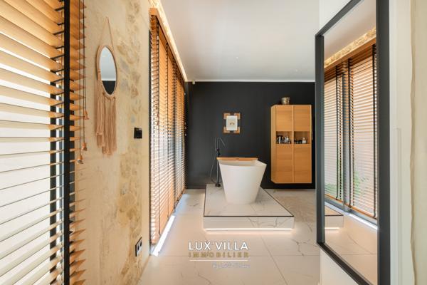 Montpellier (34000) SUPERBE MAS rénové dans un esprit LOFT & aux prestations haut de gamme.