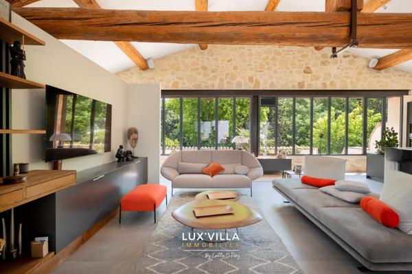 Montpellier (34000) SUPERBE MAS rénové dans un esprit LOFT & aux prestations haut de gamme.