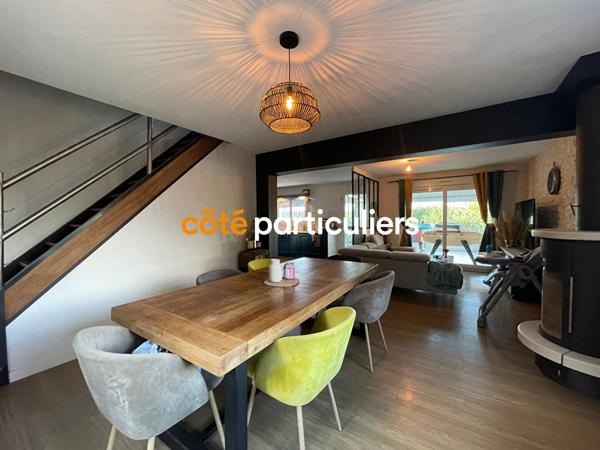 Vente Maison93 m² - 6 Pièces - MOON SUR ELLE (50680)