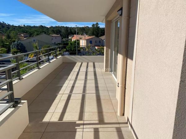 Location Appartement 2 pièces 51 m2 à Saint-Raphaël