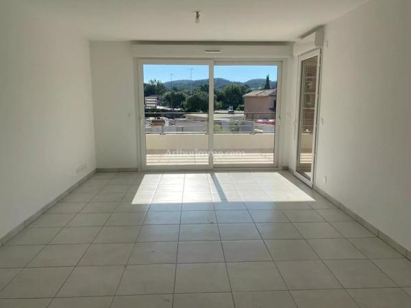 Location Appartement 2 pièces 51 m2 à Saint-Raphaël