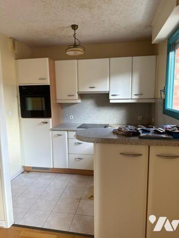 Appartement à vendre résidence Lamartine à ARRAS au 2ème étage avec ascenseur comprenant: grand...