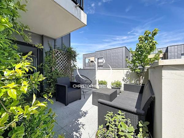 Superbe duplex  4 chambres de 117 M2 avec grande terrasse et balcons