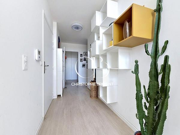 Superbe duplex  4 chambres de 117 M2 avec grande terrasse et balcons
