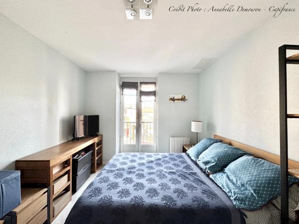 RARE - Appartement Duplex de type 5 en hyper centre de Chamalières avec terrasse abritée, balcon et cave