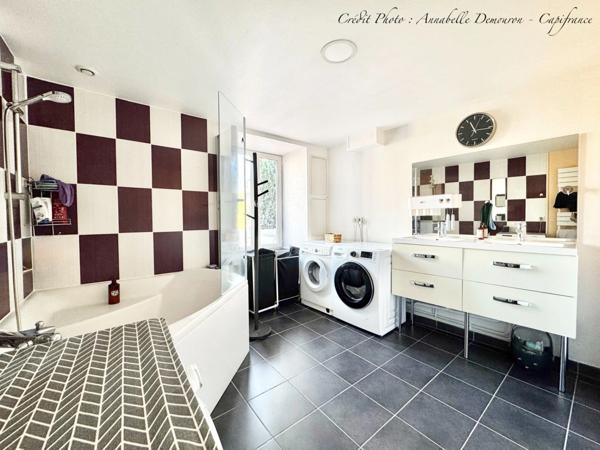 RARE - Appartement Duplex de type 5 en hyper centre de Chamalières avec terrasse abritée, balcon et cave