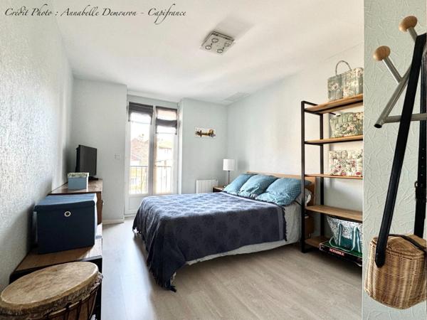 RARE - Appartement Duplex de type 5 en hyper centre de Chamalières avec terrasse abritée, balcon et cave