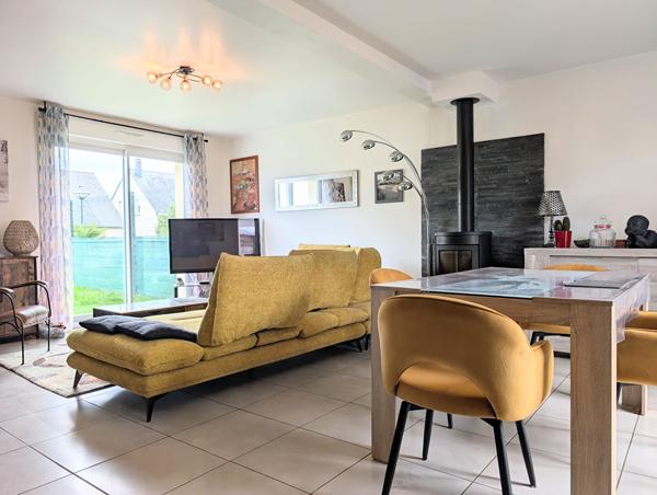 Maison 99 m2 avec vie de plain pied , Murs erigne