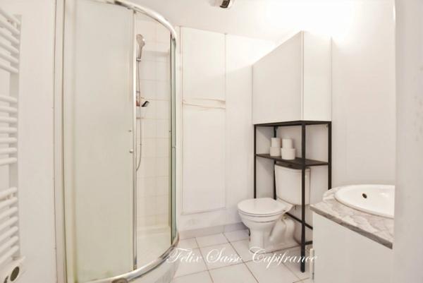 LUZ SAINT SAUVEUR (65), charmant studio meublé en rez-de chaussée - Quartier thermal.