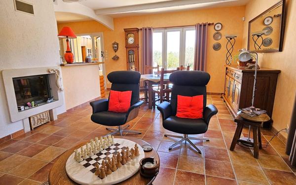 Maison à vendre    4 pièces •  Paulhan