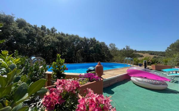 Maison à vendre    5 pièces •  Nîmes