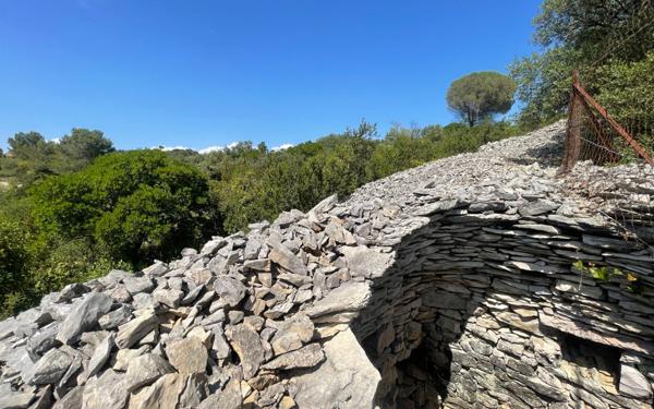 Maison à vendre    5 pièces •  Nîmes