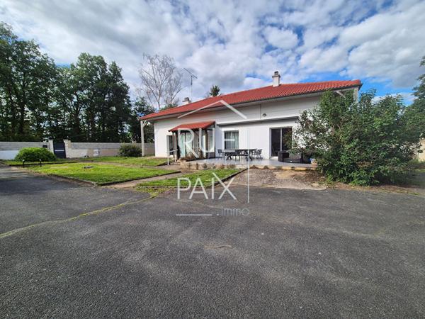 86440 MIGNE AUXANCES Maison Migne Auxances 5 pièce(s) 151.20 m2