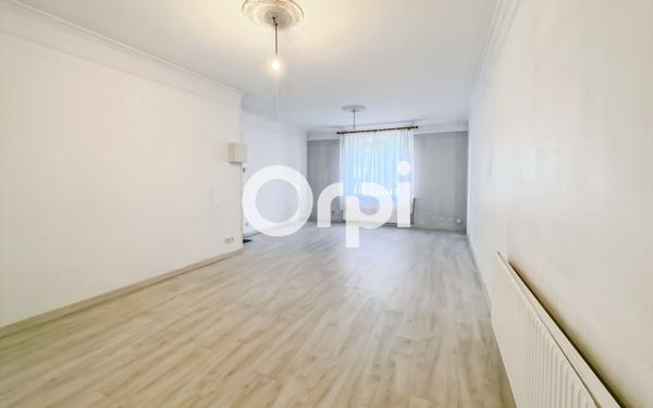 Maison à vendre    5 pièces • 146,37 m2 Sainte-Catherine