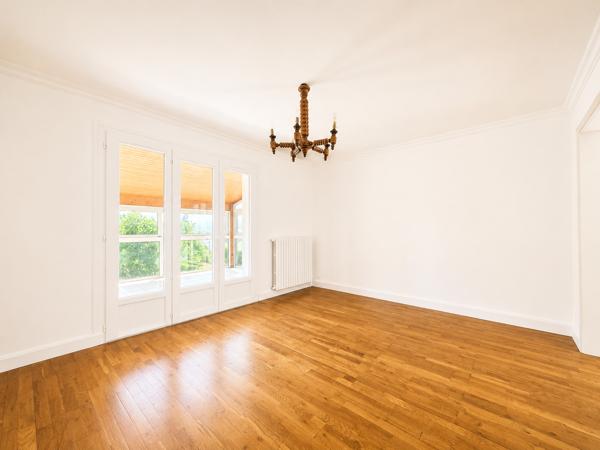 Maison
         4 pièces
        - 140 m² 124 900 € *