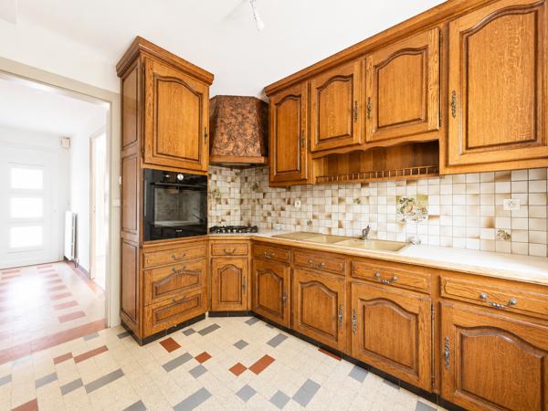 Maison
         4 pièces
        - 140 m² 124 900 € *