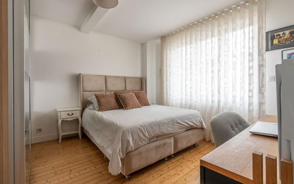 Maison à vendre    5 pièces •  Nogent-sur-Marne