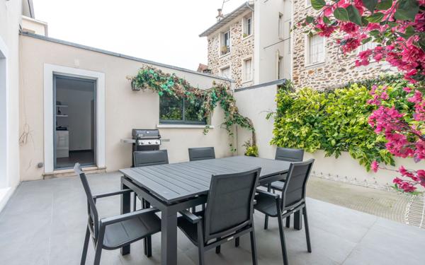 Maison à vendre    5 pièces •  Nogent-sur-Marne