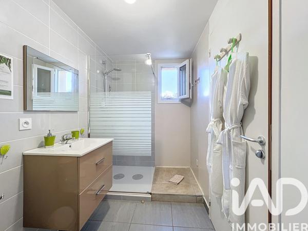 Maison à vendre 6 pièces 132 m² Viala-du-Tarn