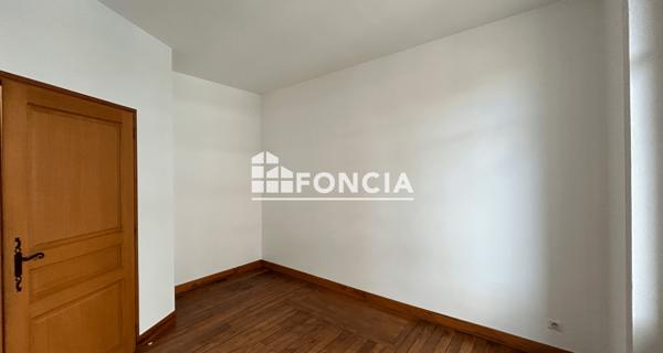 Location Appartement 5 pièces 73.66 m² - Charleville-mézières 08000