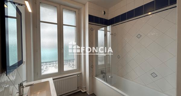 Location Appartement 5 pièces 73.66 m² - Charleville-mézières 08000