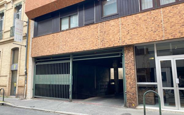 Stationnement à louer    Toulouse