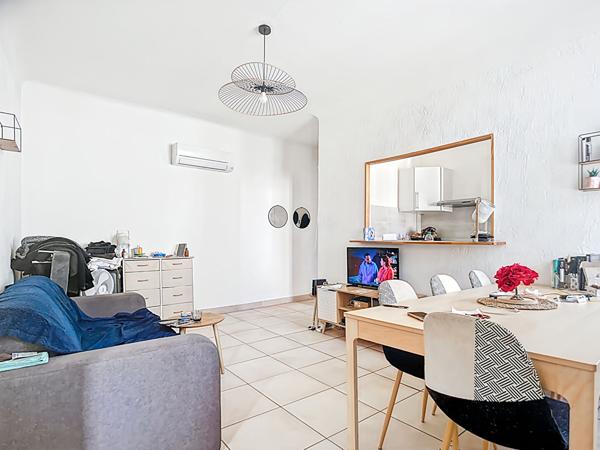 À vendre Appartement lumineux 4 pièces de 74 m²  Secteur Prado / Saint-Giniez 13008 Marseille