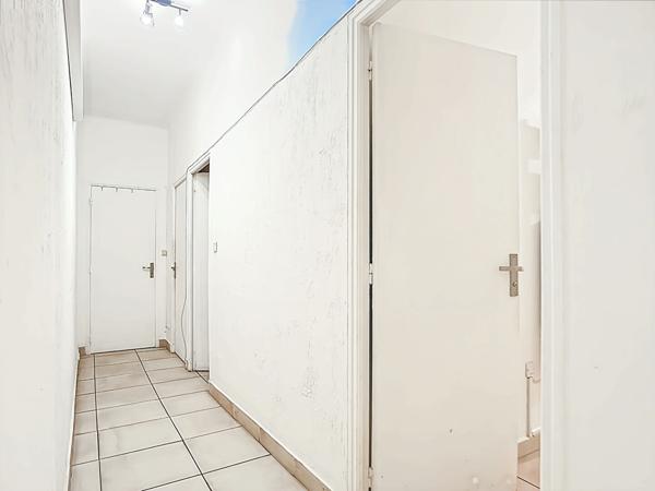 À vendre Appartement lumineux 4 pièces de 74 m²  Secteur Prado / Saint-Giniez 13008 Marseille