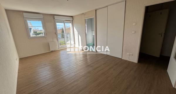 À vendre Studio 32 m² - Meyzieu 69330