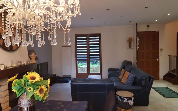 Maison à vendre    6 pièces • 114 m2 Magny-en-Vexin