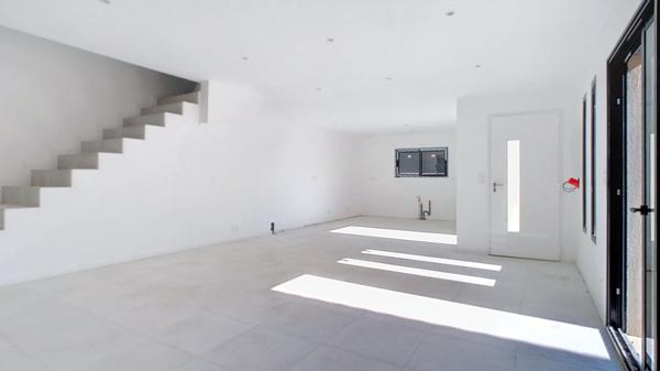 Maison neuve de 98 m² à vendre à Carpentras.