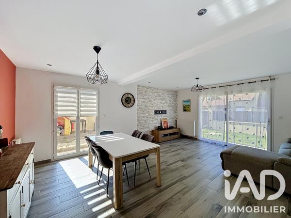 Maison à vendre 5 pièces 95 m² La Forêt-Sainte-Croix