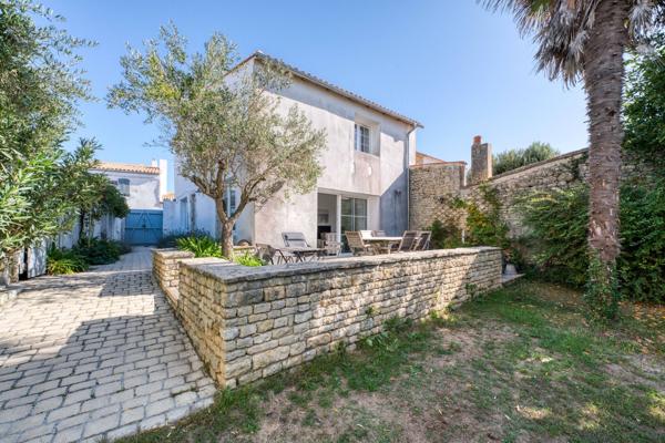 Vente Maison de luxe Loix 5 Pièces 121 m²