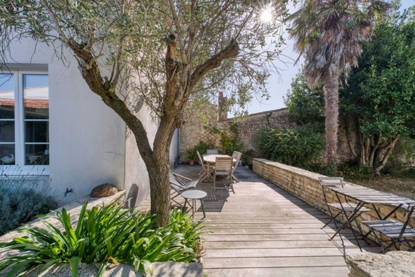 Vente Maison de luxe Loix 5 Pièces 121 m²