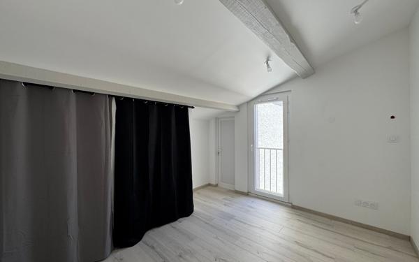 Appartement à vendre    5 pièces • 101,60 m2 Pézenas