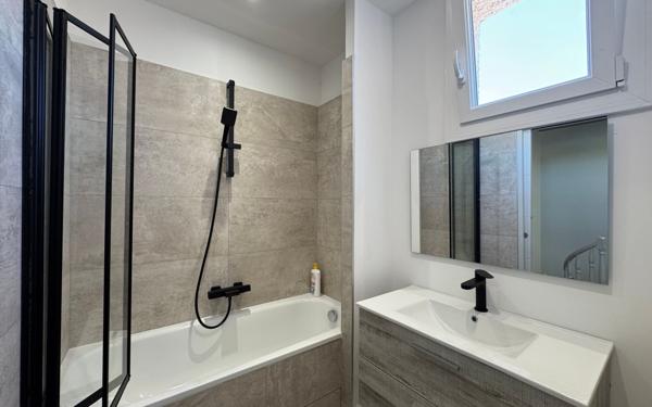 Appartement à vendre    5 pièces • 101,60 m2 Pézenas