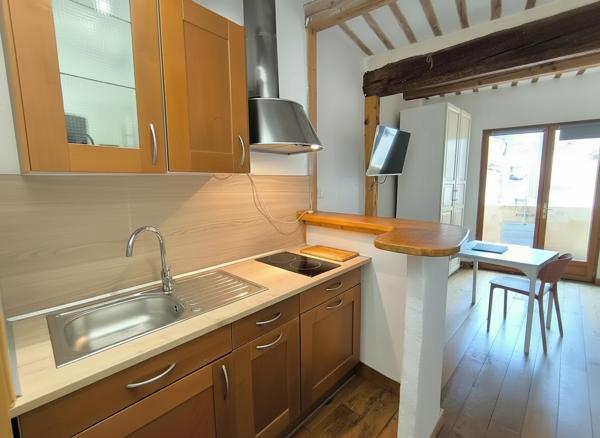 Appartement Pernes Les Fontaines avec balcon