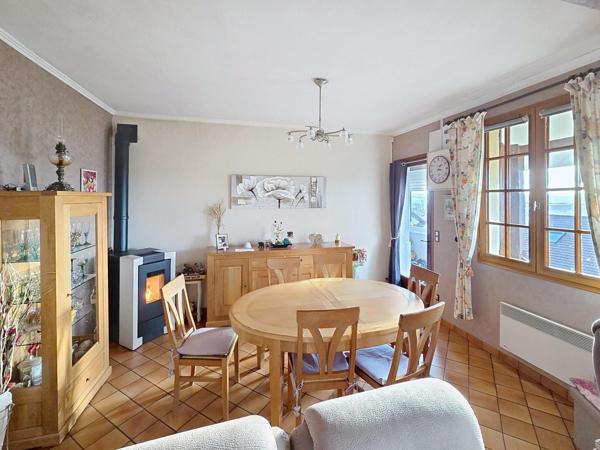 Maison familiale avec deux terrasses