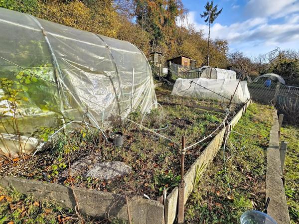 Maison familiale avec deux terrasses
