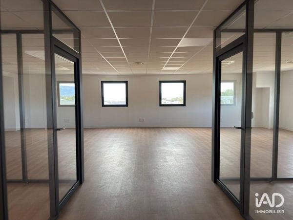 Location bureaux 155 m² Signes