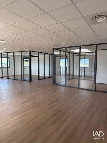 Location bureaux 155 m² Signes
